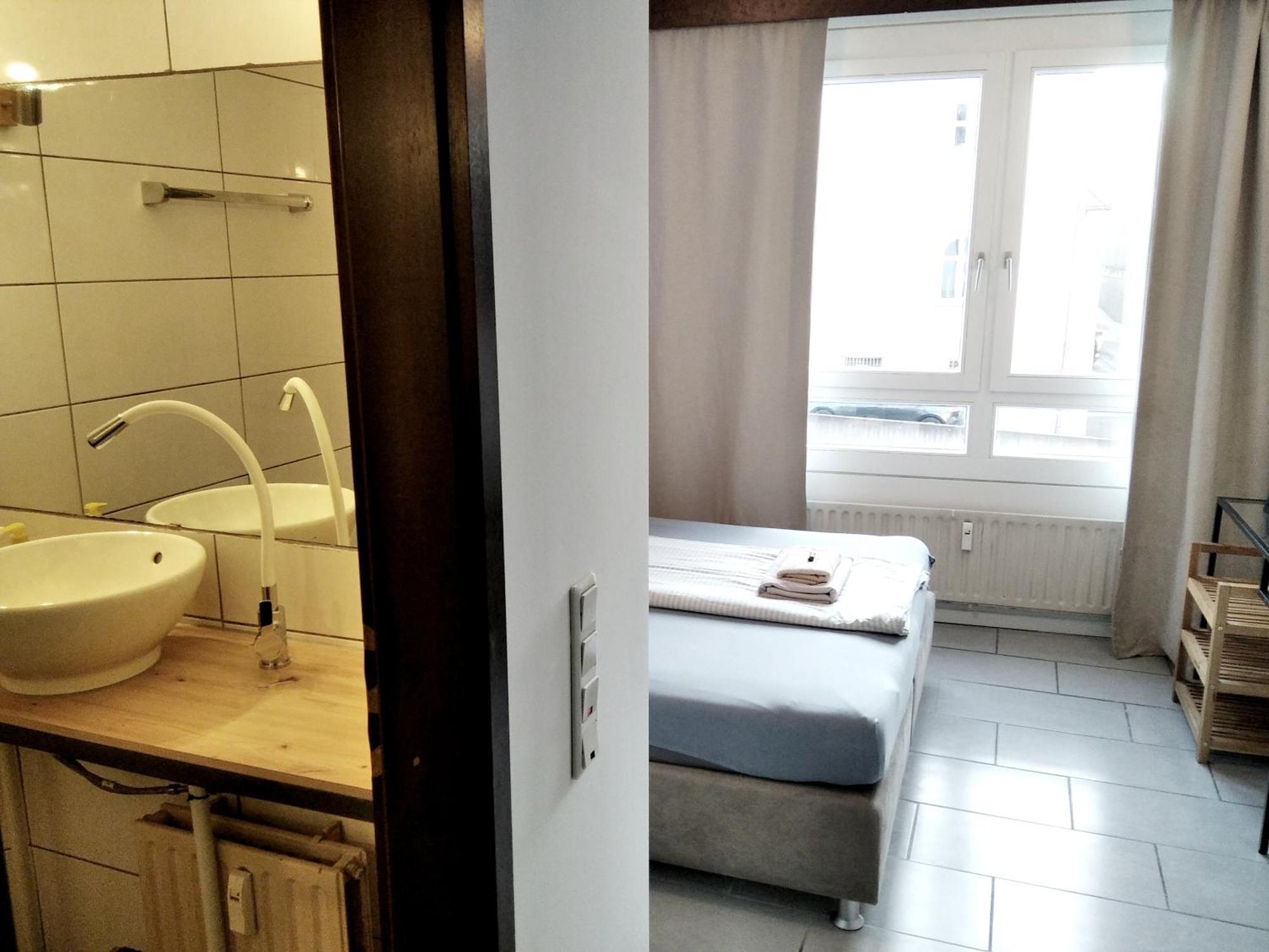 Sroom 118 And 119 In Center Reutlingen Bagian luar foto